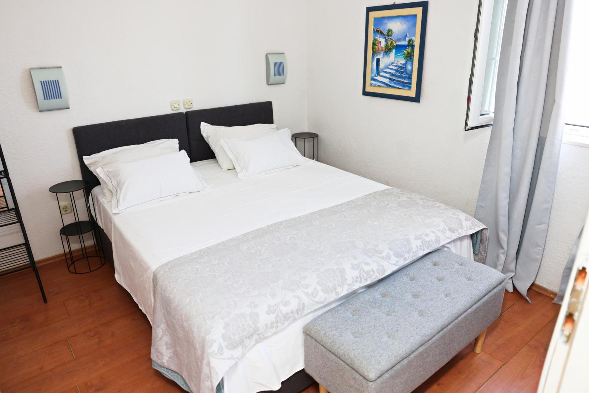 Beachfront - Janice Apartament *